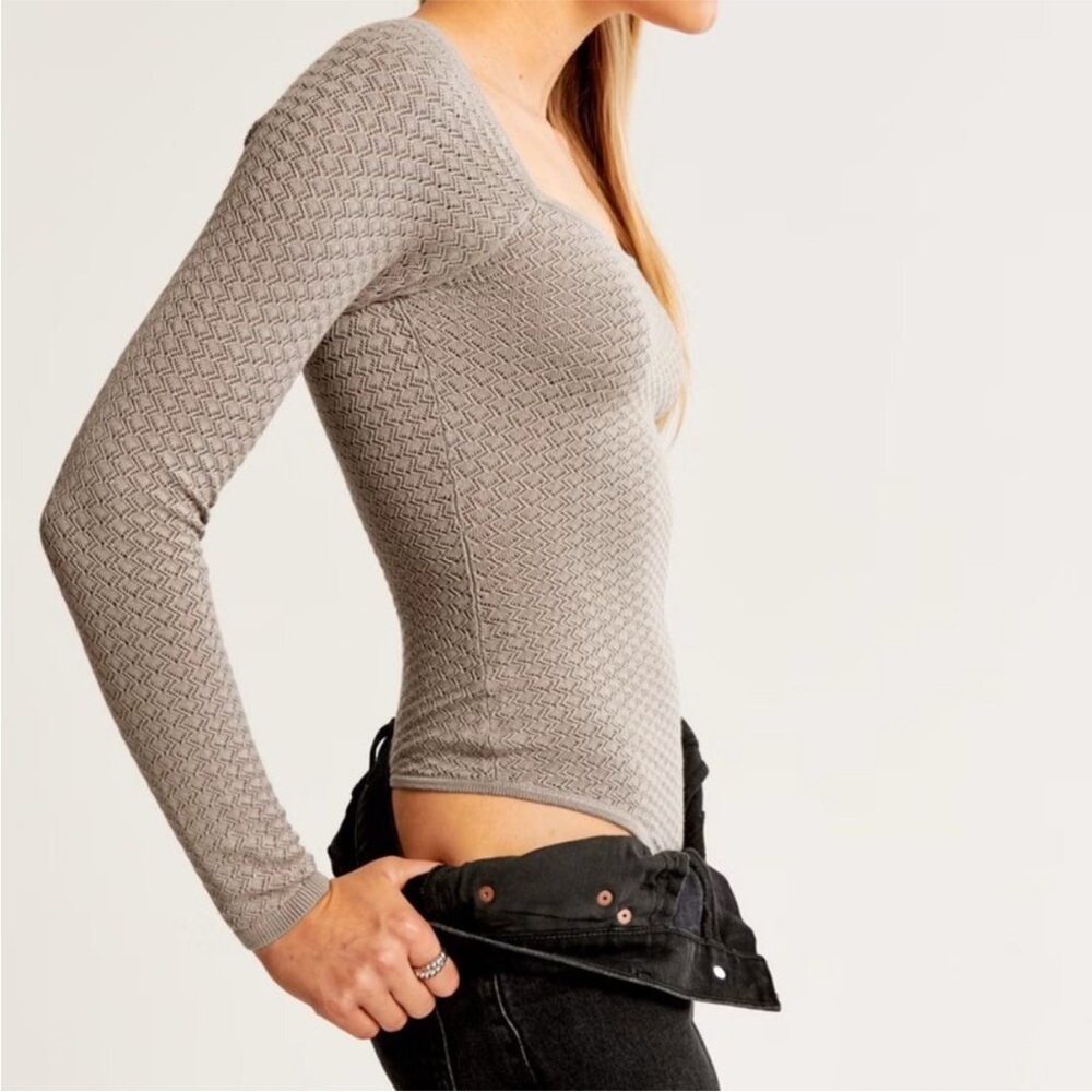 Women’s | Abercrombie & Fitch Pointelle Square Neck Bodysuit, Beige | Medium - Picture 3 of 7